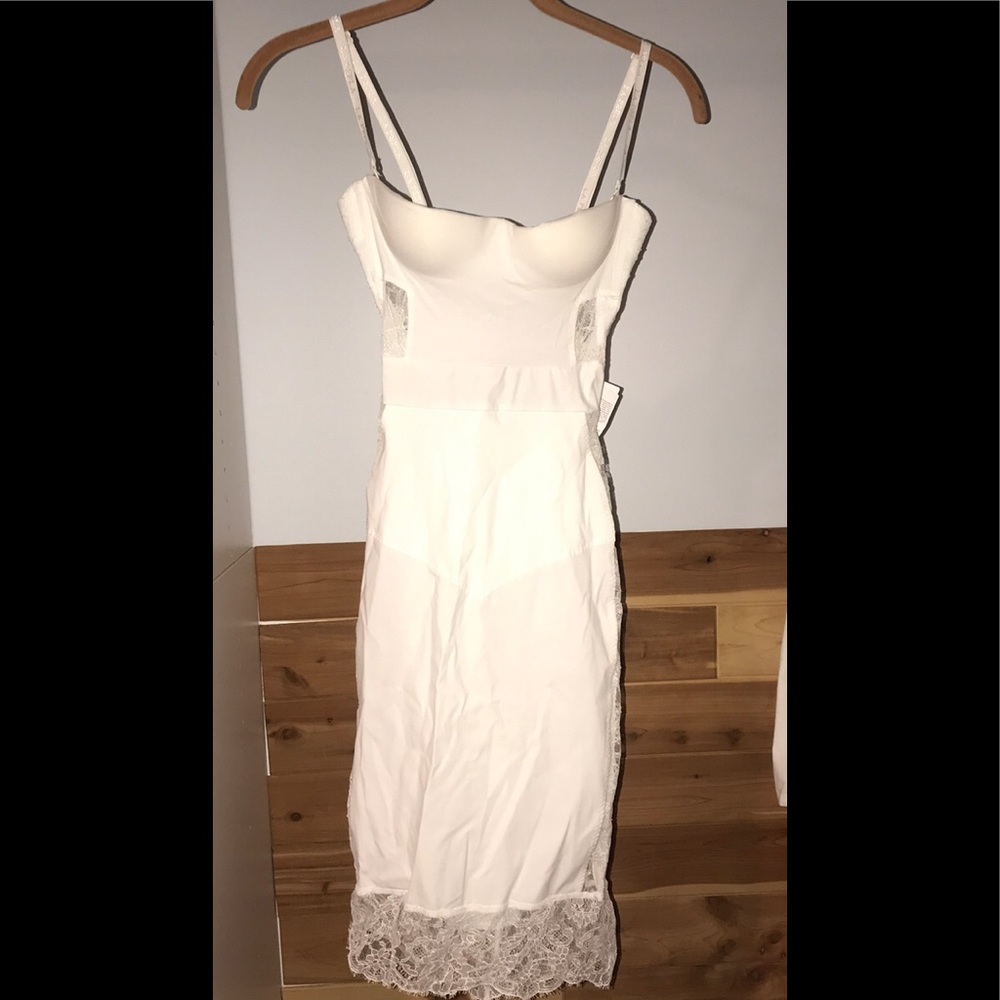white la perla lingerie (NEW)